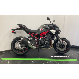 KAWASAKI Z900 2025